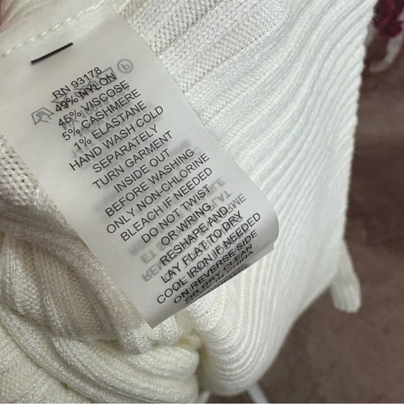 NEW Elie Tahari Cream Ribbed Long Sleeve Dress in Winter White - Picture 9 of 11